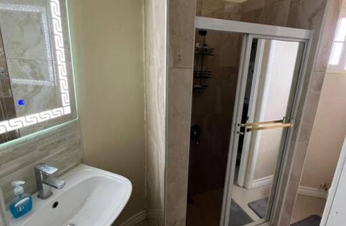 Saint Andrew Apartment | Kirkland Heights