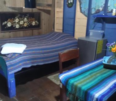 Hopkins Hostel | Kismet Inn DORM 20us per person