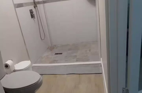 Choc Condo | Kresta Suite No. 5