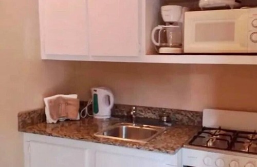 Colonarie Apartment | La Casa Duncy's Studio Apartment Getaway