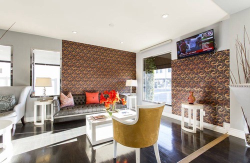 West Los Angeles Hotel | LA Sky Boutique Hotel