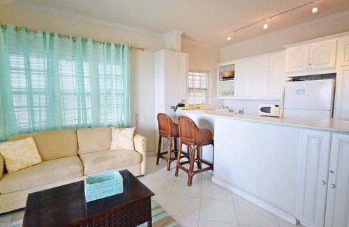 Saint Lawrence Apartment | Leith Court by BSL Rentals