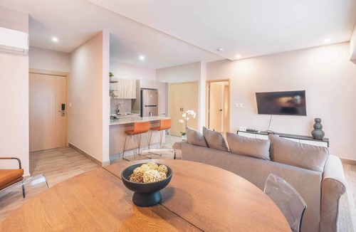 Downtown Santo Domingo Apartment | Loft in Piantini with parking and gym