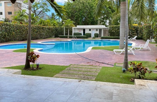 Llanos de Gurabo I Condo | Lovely First Floor Condominium, 5 minutes away from all stores
