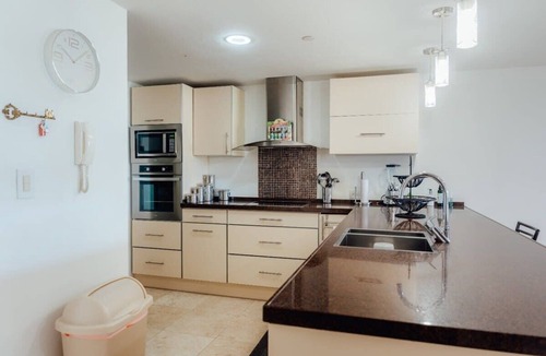 Oranjestad-West Apartment | Lujoso apartamento frente a Eagle Beach