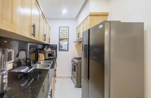 Viejo Arroyo Hondo Apartment | Lujoso apt con piscina