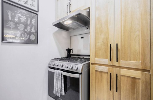 Viejo Arroyo Hondo Apartment | Lujoso apt con piscina
