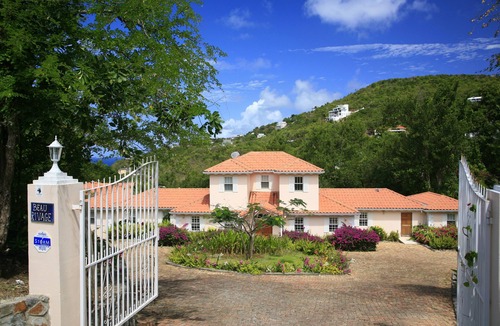 Cap Estate Villa | Luxurious 5 Star Ocean View Villa, Fully-Staffed with Chef, 5 min. Walk To Beach