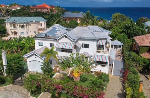 Tower Isle Villa | Luxurious 7-bedroom villa with spectacular sea view and private pool