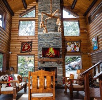 Jarabacoa House | Luxurious Cabin Retreat in Las JARABACOA with Private Pool, EL RELOJ SE DETUVO