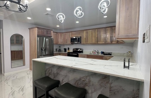 New Kingston Apartment | Luxury 2-bedroom apartment with AC in vibrant New Kingston Pool & 24/7 security