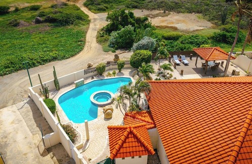 Gold Coast House | Luxury 3BR Villa Private Pool & Jacuzzi Golf View