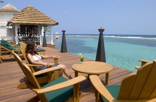 Port Antonio Villa | Luxury 4 Bedroom Oceanfront Villa Fully Staffed and Equipped for Relaxation