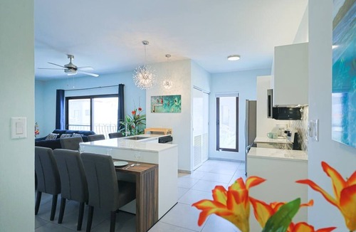 Gold Coast Apartment | Luxury Condo Blue Diamond by Bocobay