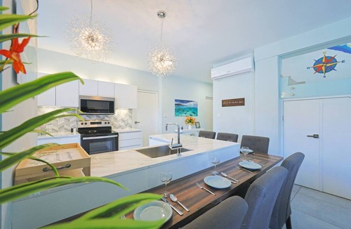 Gold Coast Apartment | Luxury Condo Blue Diamond by Bocobay