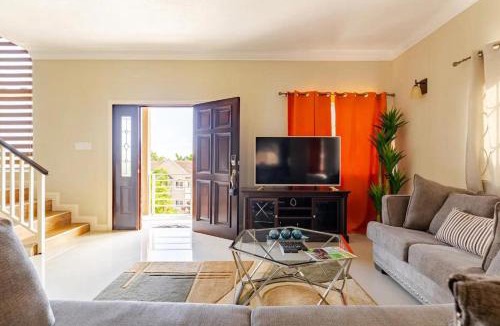 Ocho Rios Apartment | Luxury Sea-View Townhouse Pool Ocho Rios