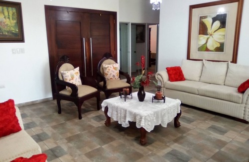 La Vega House | Marvelous 2-bedroom house with AC in El Mamey