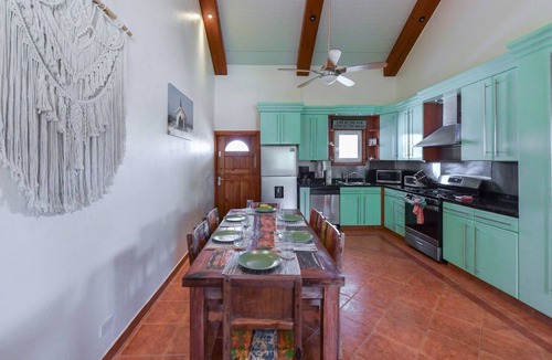 Santa Cruz Villa | Mermaid's Treasure - 3BR Villa