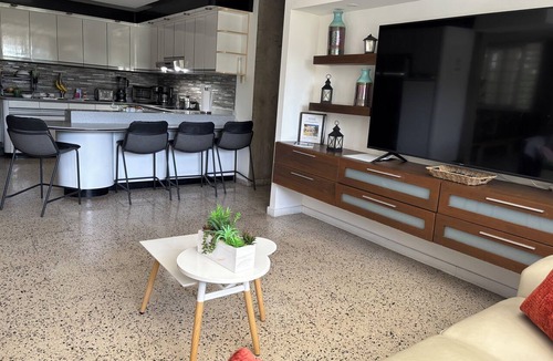 Hato House | Mi Casa es su casa