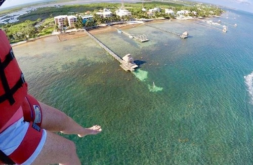 San Pedro Condo | Miramar #2 Step right out to the beach! Pool, pier, palapa, kayaks & more!
