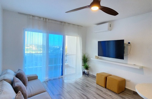 Playa Chiquita Condo | Modern 2BR/2BA condo, upper floor, ocean breeze, short walk to Playa Chiquita