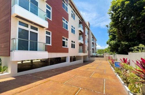 Saint Andrew Apartment | Modern 2BR Condo | Pool | Prime Kingston 6
