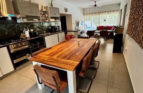 Palm Beach House | Modern 4BR Villa with Private Pool walk to Palm Beach!