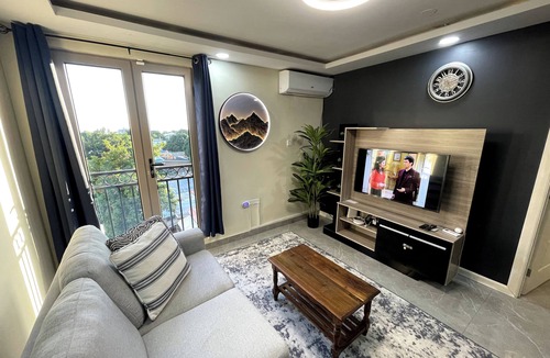 Eden Gardens Apartment | Modern Chic Apartment Suite With Pool & Ocean View with AC, WiFi in Kingston