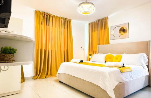 Santiago Province Apartment | Modern Rooftop Penthouse Private Large Jacuzzi