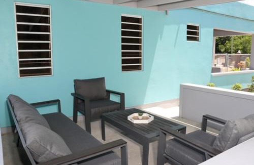 Pares House | Modern Home with AC Near Local Attractions and Beaches