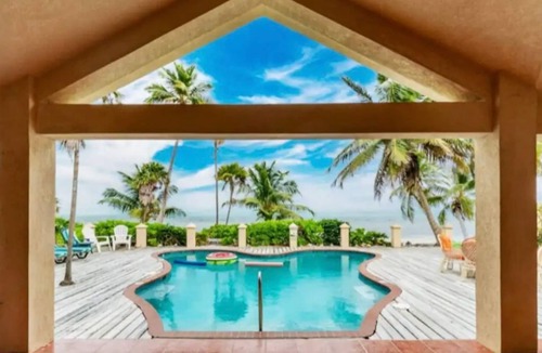 San Pedro Villa | Modern house with océano view in Belice