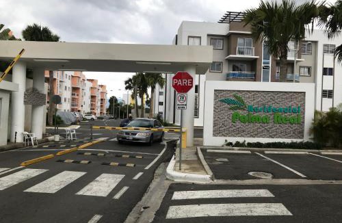 Punal Apartment | moderno apto frente a la piscina