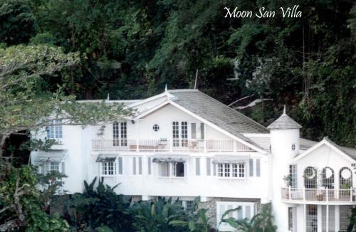 Port Antonio Hotel | Moon San Villa at the Blue Lagoon