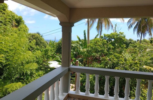 St. Patrick House | Mountain sea View House