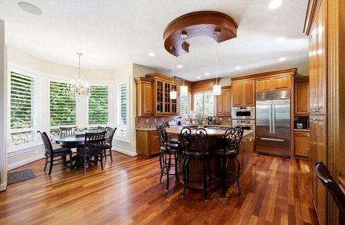 Sunnyside House | Mt Scott Forest Estate— Theater, Sauna, Game Room, Firepit, 15 Min PDX, Sleeps 9