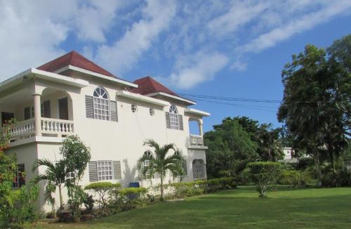 West End House | Nelsons Retreat