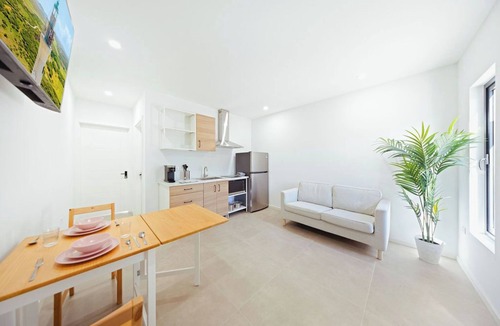 Bubali Apartment | NEW 1BR w/Private Pool BBQ Patio @ Eagle Beach