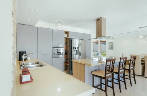 Opal Villa | New 3BR w/Private Pool 5-Min Walk to Beach By Bocobay