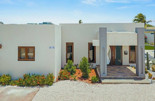 Opal Villa | New 3BR w/Private Pool 5-Min Walk to Beach By Bocobay