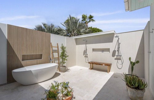 Noord House | NEW 5BR Private Family Villa w/Pool & Game Area