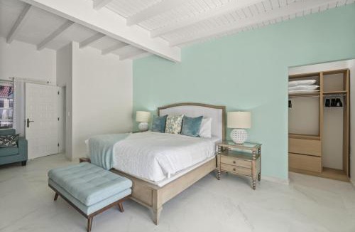 Noord House | NEW 5BR Private Family Villa w Pool, Game Area