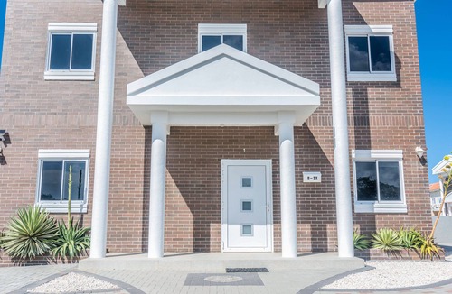 Washington Apartment | New! Casa bubali close to Eagle Beach! King bed, wifi, bbq