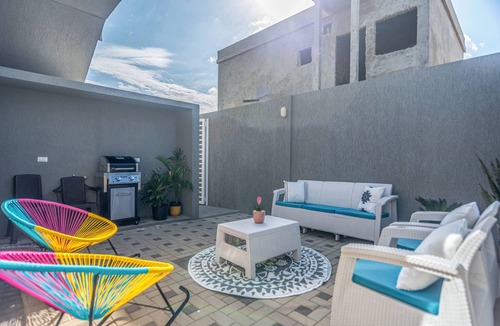 Washington Apartment | New! Casa bubali close to Eagle Beach! King bed, wifi, bbq