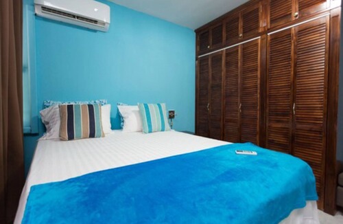 Barbican Apartment | New Kingston Most Central Guest Apt