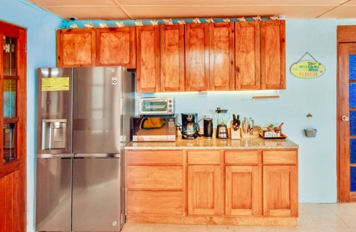 Savaneta House | NEW Listing - Beachfront Suite & Spacious Patio