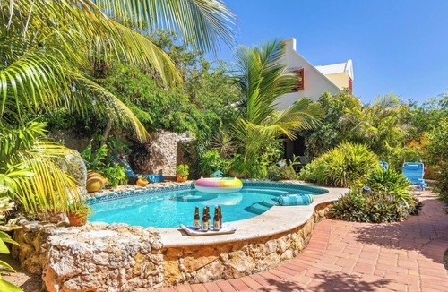 Aruba Villa | NEW LISTING! Your Iconic Cunucu Stay in Aruba