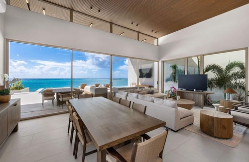 Sero Colorado Villa | NEW Modern Luxury BeachFront with Infinity Pool