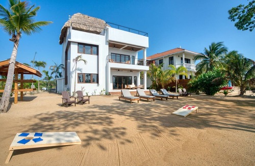 Placencia Villa | NEW Oceanfront 5 Bedroom Private Island Villa