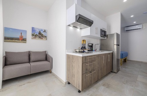 Ponton Apartment | New Relaxing 1BR1B Apt w/Shared Pool, BBQ & Patio