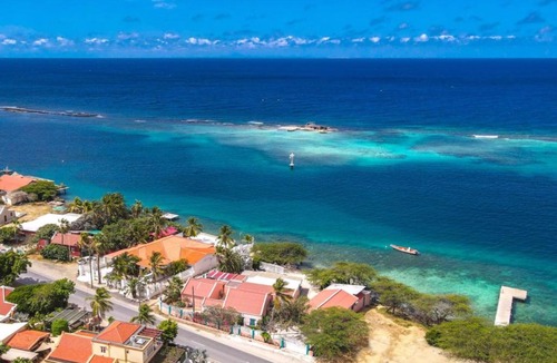 Savaneta House | NEW RENOVATION - Beachside Two-Bedroom Suite
